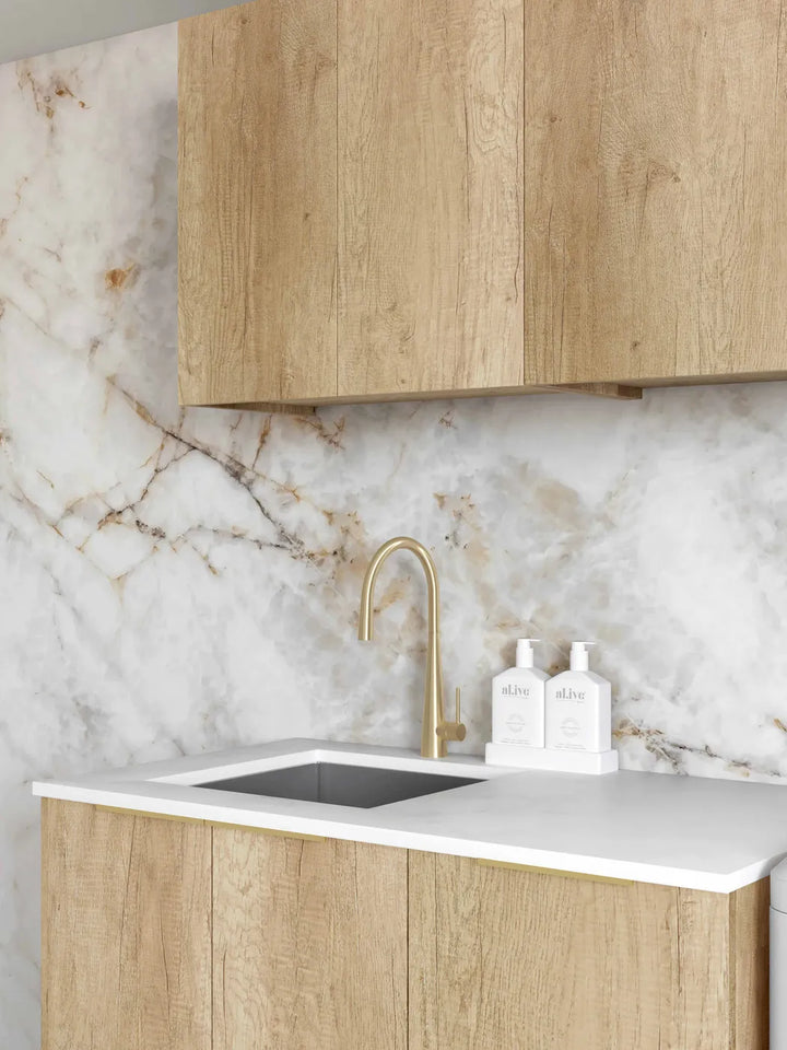 Byron/Bondi Natural Oak Laundry Kit 1715x600x2100