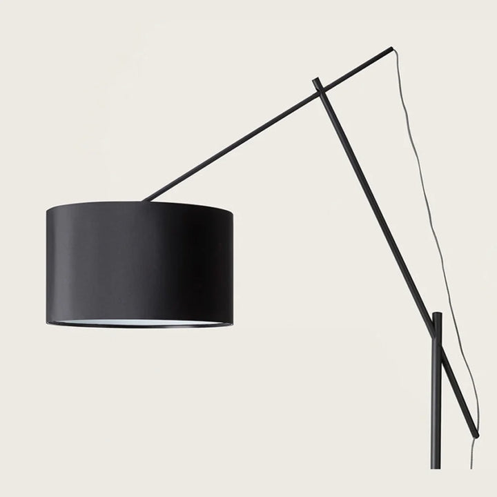 Ario Floor Lamp – Matt Black