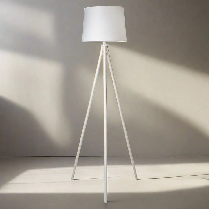Eyfel Tripod Floor Lamp - Black or White