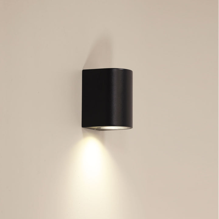 HERA Black and White Outdoor Wall Light