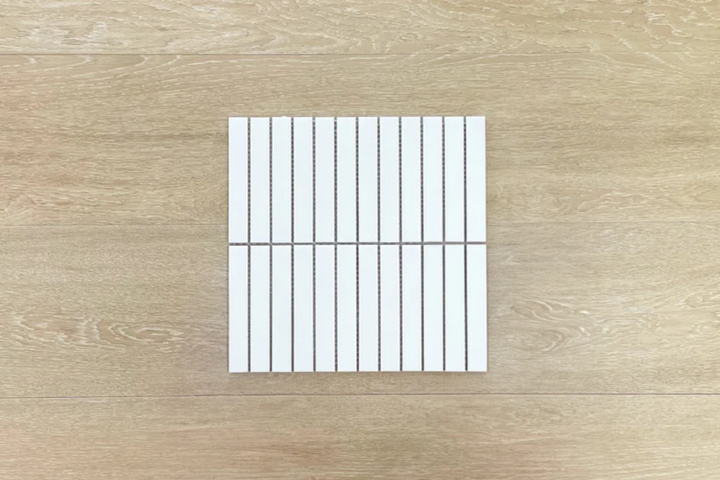 Melbourne White Matt KitKat Mosaic 296x300 – Modern White Porcelain Mosaic Tiles