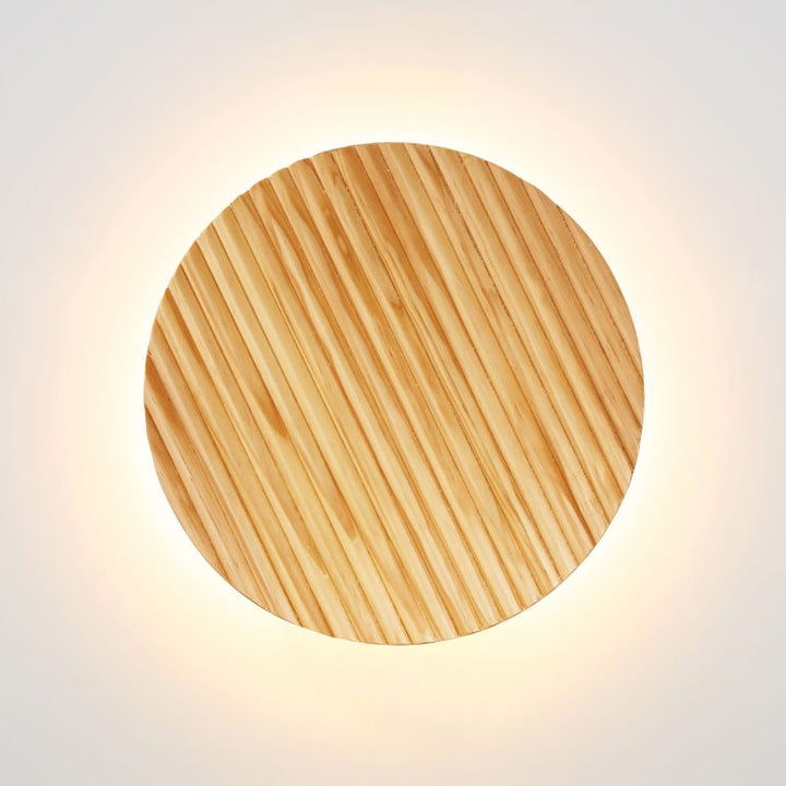 Dot.25 Cts Wall Light Scalloped Wood