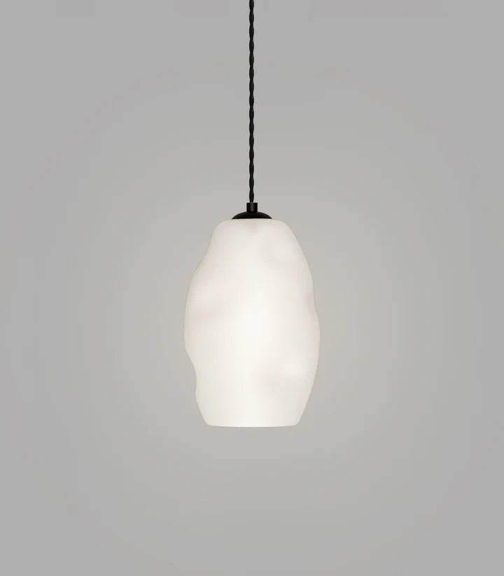 Organic White Pendant Light Medium – Elegant Illumination for Any Space