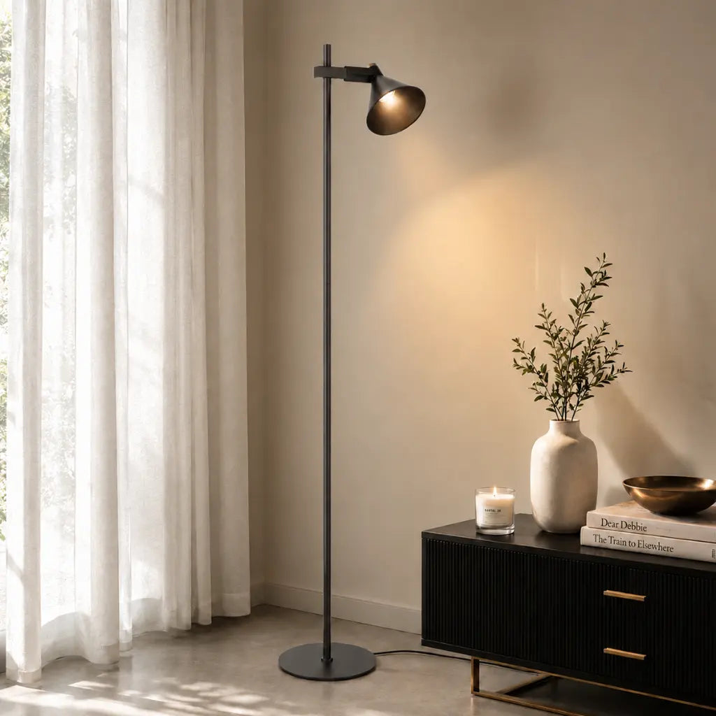 Rosner Floor Lamp in Black or White
