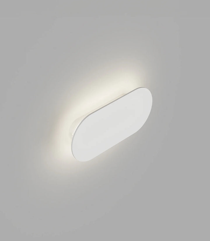 Shadow Mini Wall Light – Compact Elegance for Any Room