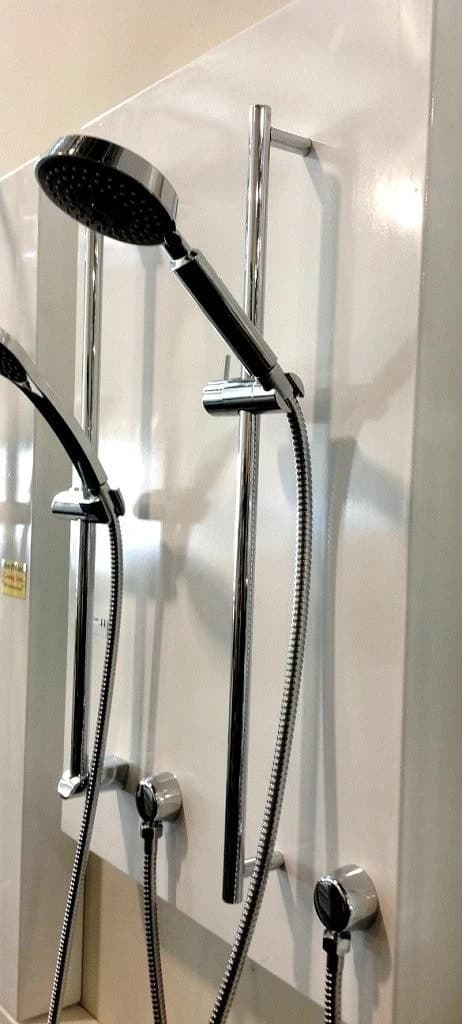 York Rail Shower – Chrome